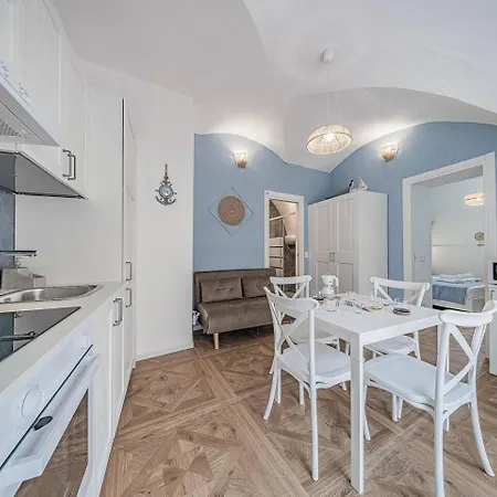 Apartamento Borgo Castello - Trekking Point - 8 Min Sea - Ac *